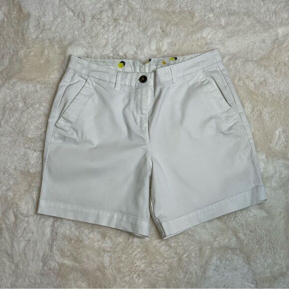 Boden Chino white Shorts - Size 6 - Inseam 5.5” - EUC - Picture 1 of 5
